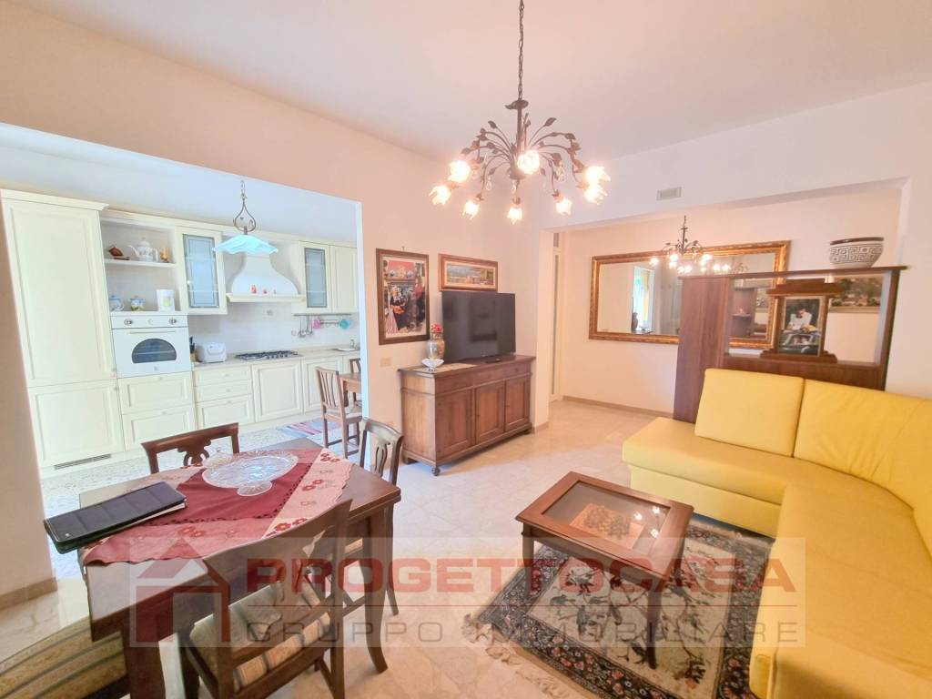 Appartamento a San benedetto del tronto in VIA ROMA, 5 - Foto 3