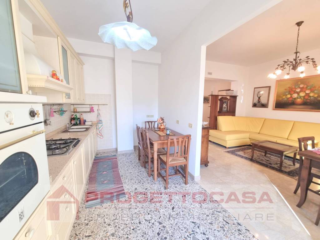 Appartamento a San benedetto del tronto in VIA ROMA, 5 - Foto 4