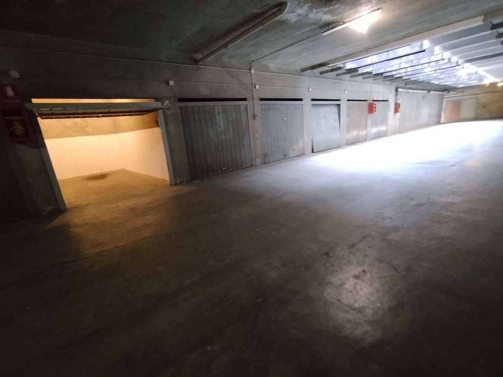 Box / garage a Novara in Via Andrea Costa, 27 - Foto 5
