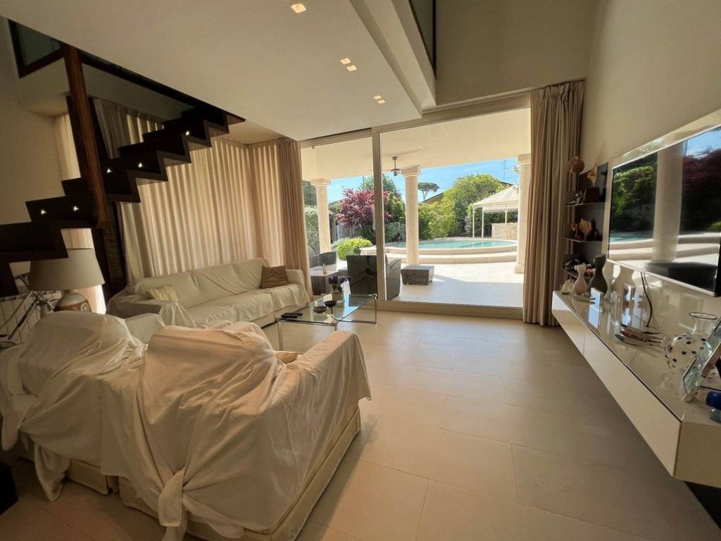 Villa a Forte dei marmi in Via Scassi Carli, 67 - Foto 4