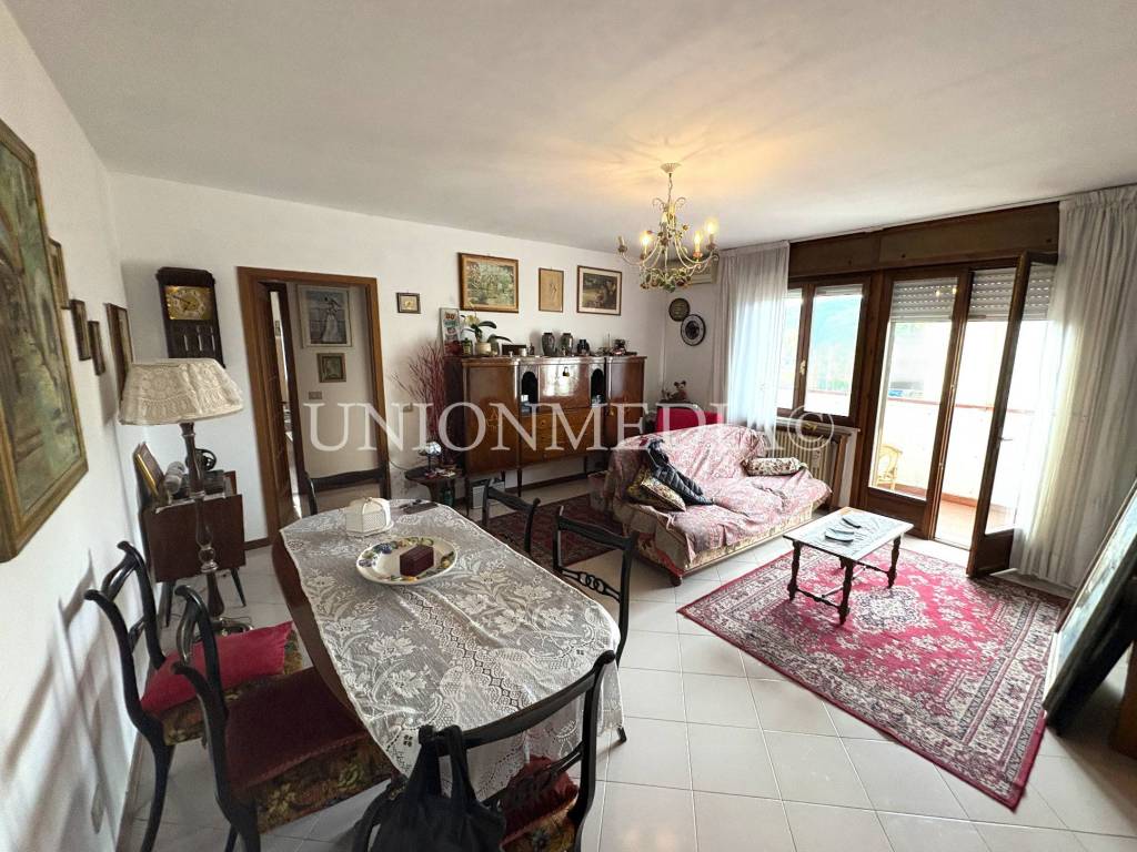 Appartamento a Sarzana in Via Paolo Diana - Foto 5