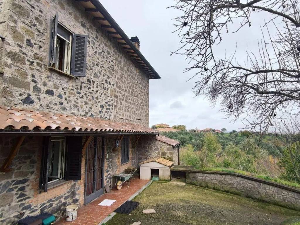 Rustico / casale a Montefiascone - Foto 2