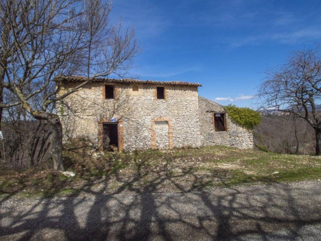 Rustico / casale a Longone sabino in Contrada S. Benedetto, 1 - Foto 2