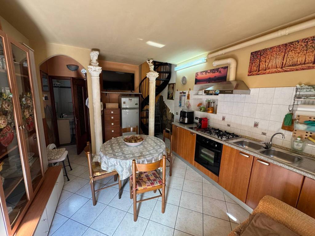 Appartamento a Arsago seprio in Via 20 Settembre, 18 - Foto 5