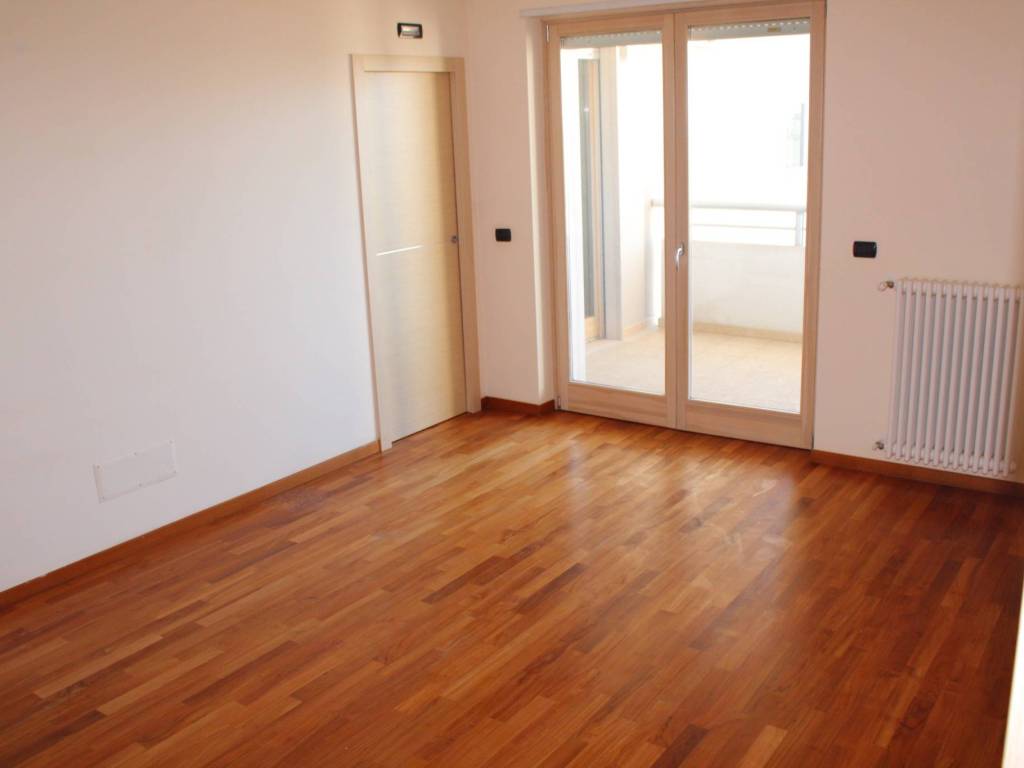 Appartamento a Bari in Via Ermanno Pirè, 3 - Foto 3