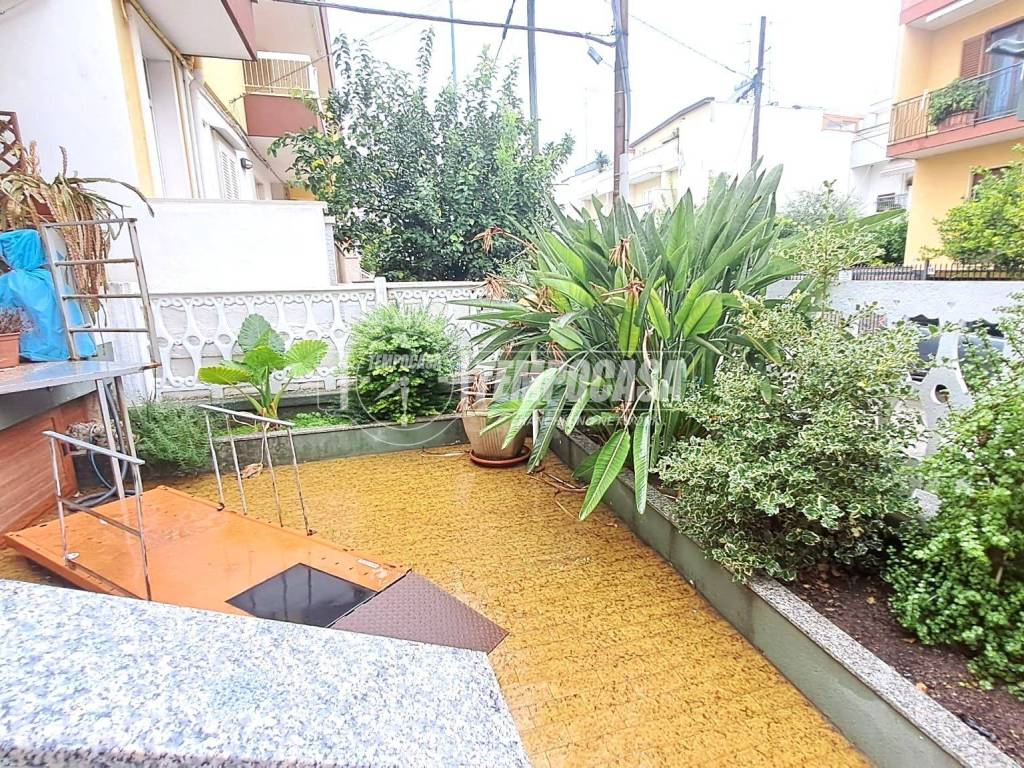 Casa indipendente a Adelfia in Via DOSSETTI 25 - Foto 5