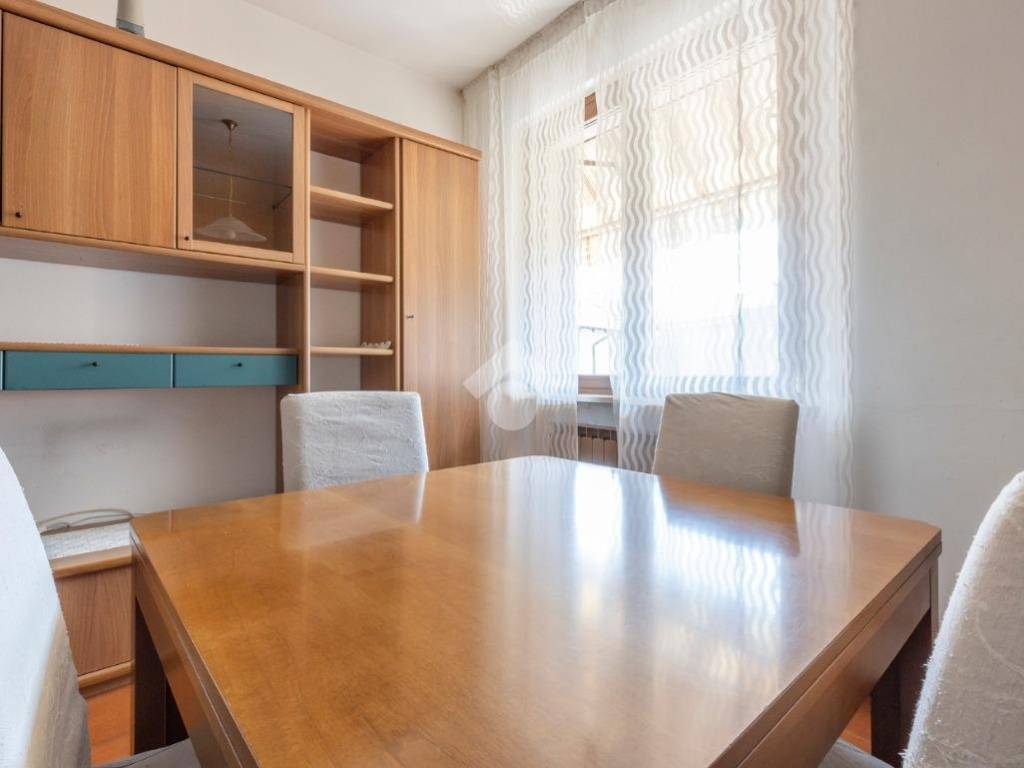 Appartamento a Gorla minore in Via G. Giacchetti, 34 - Foto 5