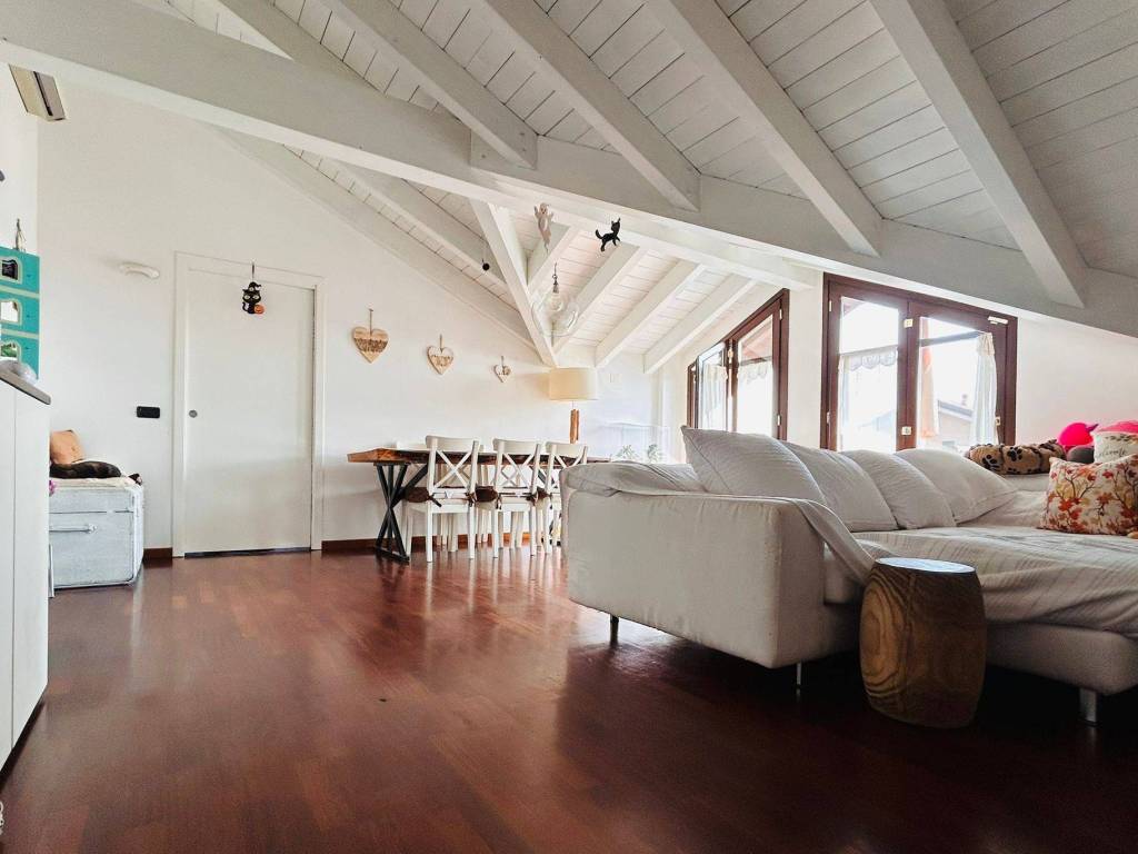 Appartamento a Marnate in Via Roma, 11 - Foto 3