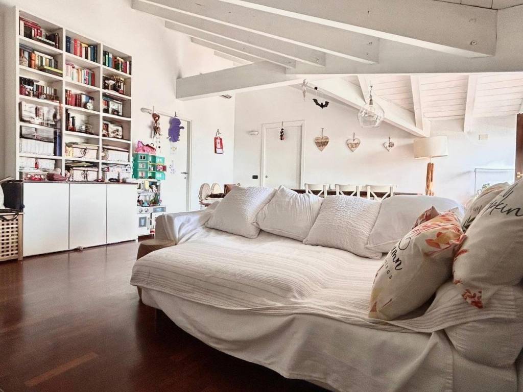 Appartamento a Marnate in Via Roma, 11 - Foto 4