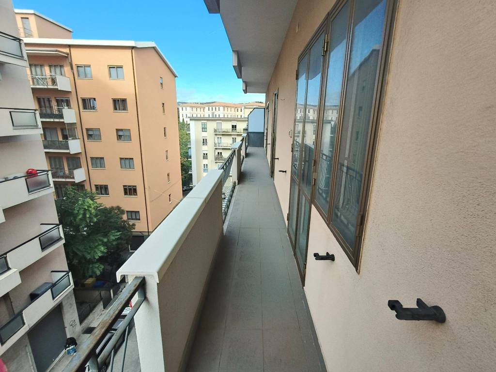 Appartamento a Catanzaro in Via Leonardo Gallucci - Foto 3