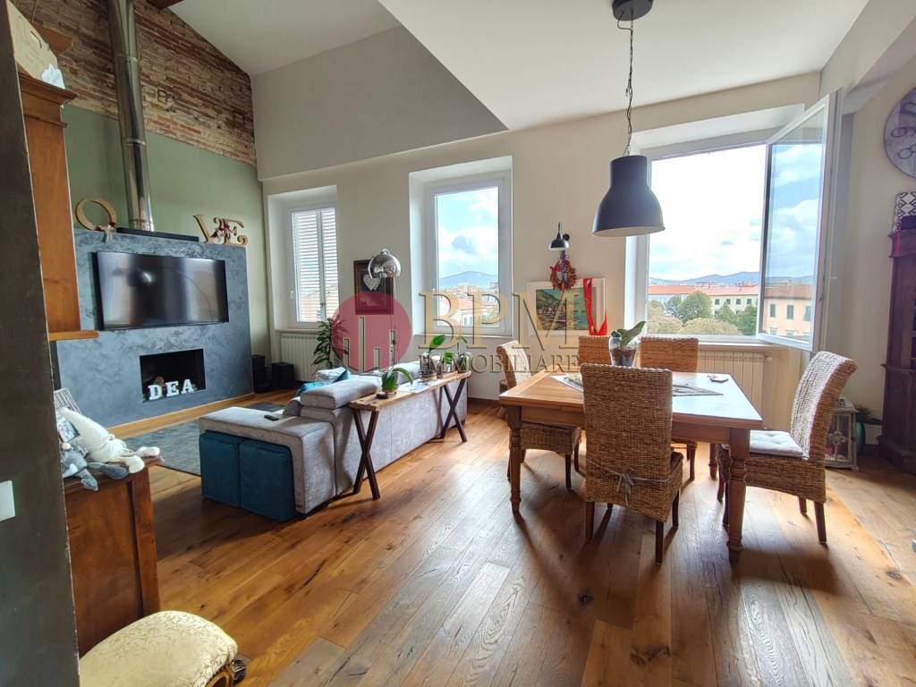 Appartamento a Livorno in Piazza della Vittoria, 10 - Foto 5