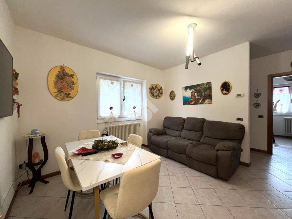 Appartamento a Dubino in Via Spluga, 121 - Foto 5