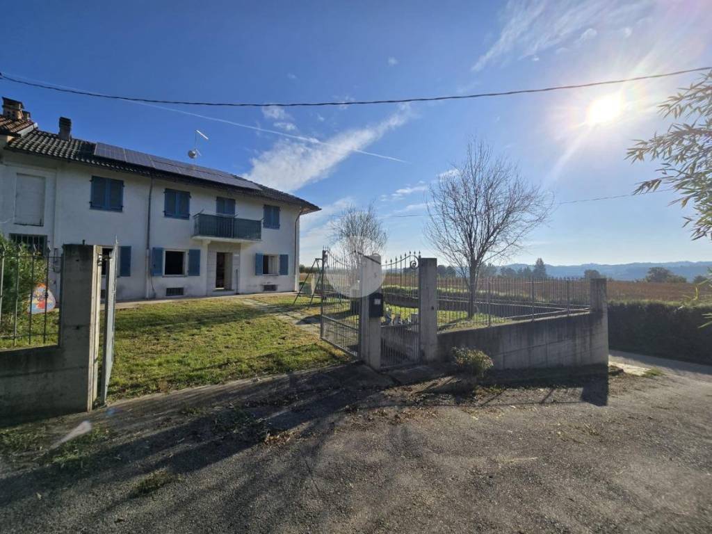 Casa indipendente a San damiano d'asti in Borgata Valdoisa, 5 - Foto 3