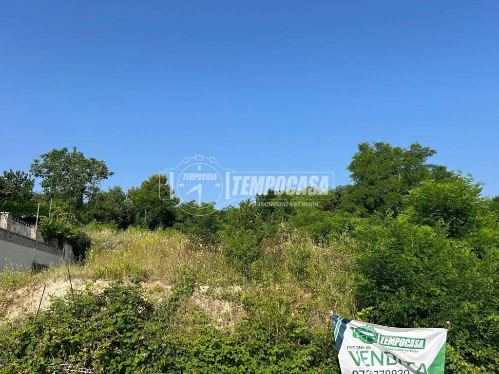 Terreno a Civitanova marche in Via Francesco Carnelutti 8 - Foto 3