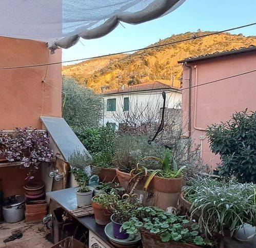 Appartamento a San giuliano terme in Giovanni Battista Niccolini - Foto 4