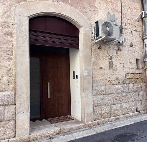 Appartamento a Corato in Via Giuseppe Di Vittorio - Foto 2