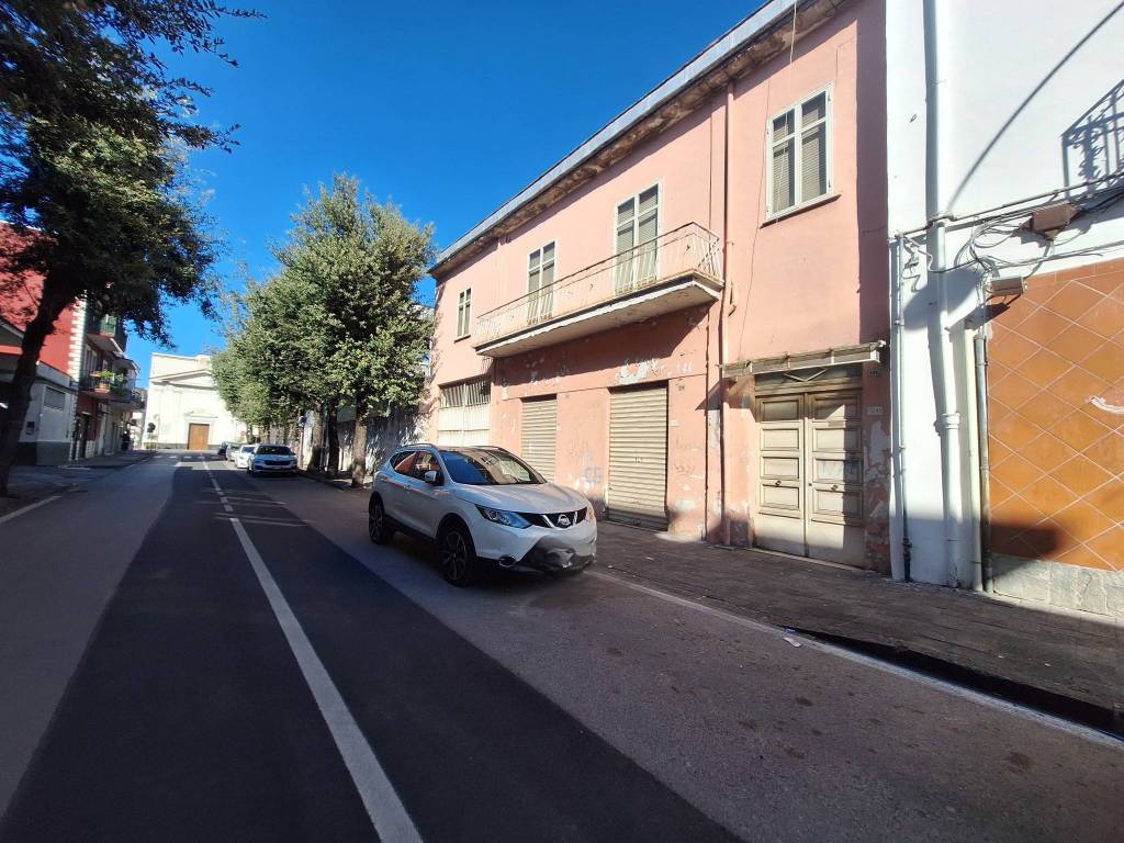 Villa a Angri in Corso Vittorio Emanuele, 147 - Foto 2