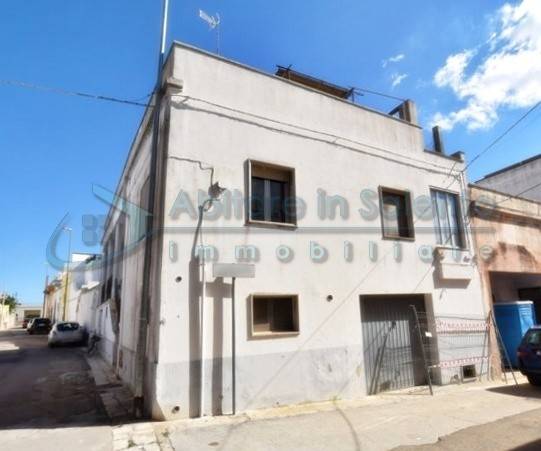 Casa indipendente a Gagliano del capo in Via 4 Novembre - Foto 2