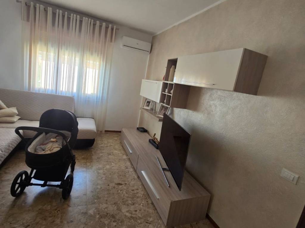 Appartamento a San giovanni lupatoto in Via Monte Baldo - Foto 4