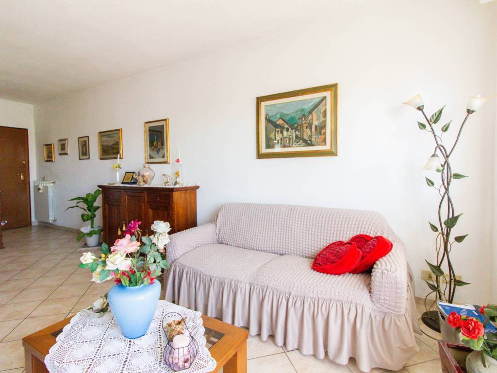 Appartamento a Ponsacco in Via Magenta - Foto 4