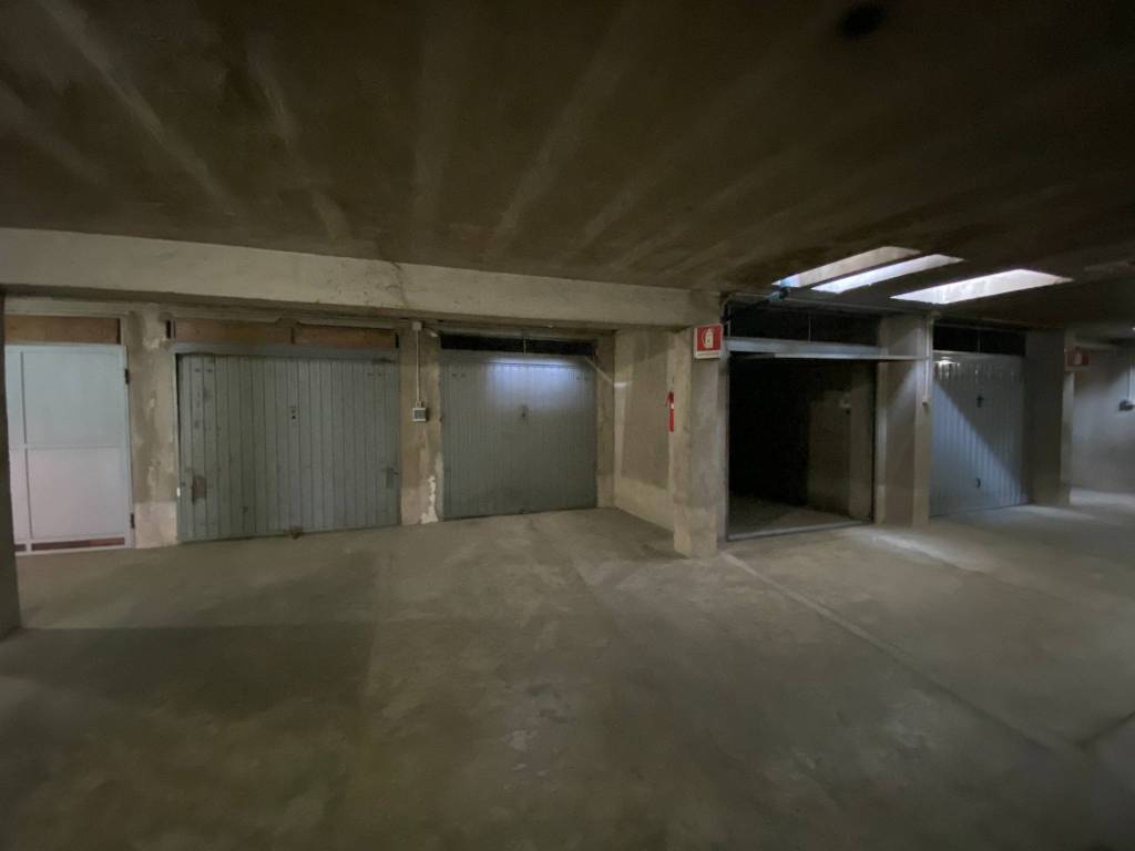 Box / garage a Asti in Corso Vittorio Alfieri, 10 - Foto 5