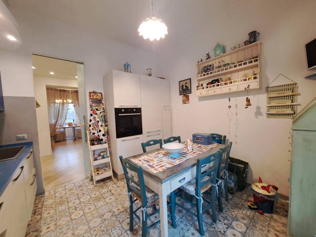 Appartamento a Livorno in Via Umberto Lusena - Foto 5