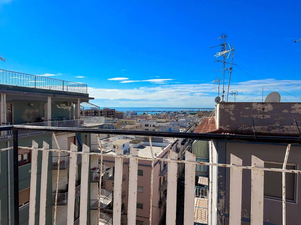 Appartamento a Manfredonia in Via Vittorio Alfieri, 5 - Foto 3