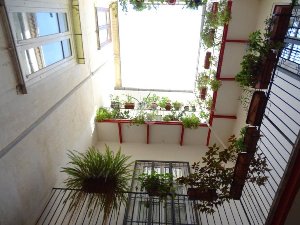 Appartamento a Castrovillari in C.so Garibaldi, 23 - Foto 3