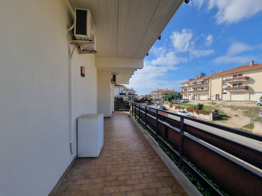 Appartamento a Velletri in Via Eduardo de Filippo - Foto 5