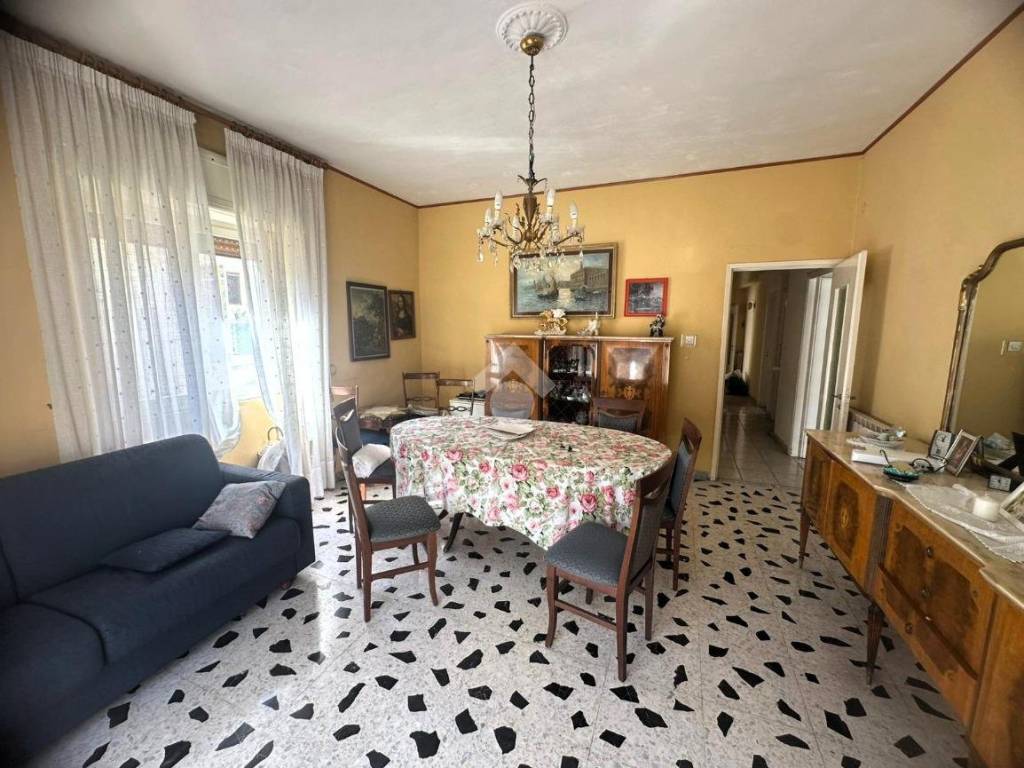 Appartamento a Torre annunziata in Via Vesuvio, 9 - Foto 5