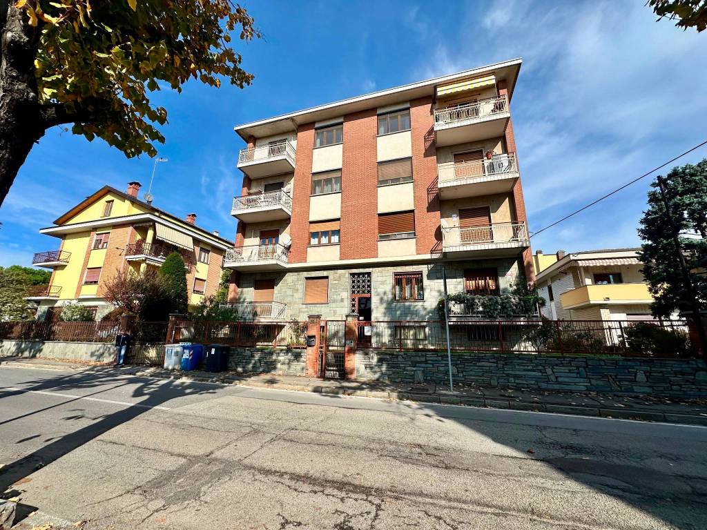 Appartamento a Orbassano in Via San Rocco, 25 - Foto 2