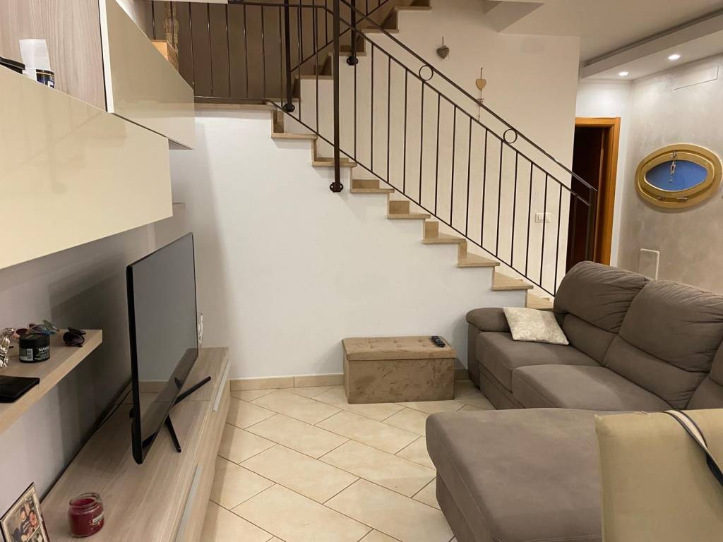 Casa indipendente a Altopascio in Via Romana - Foto 2