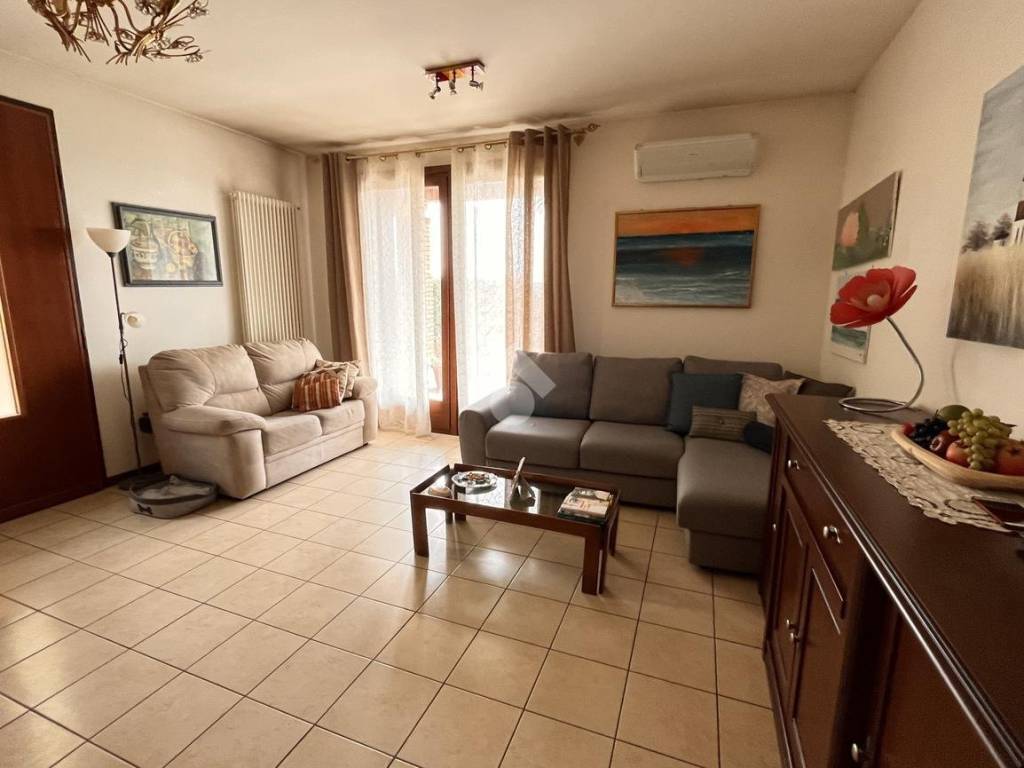 Villa a Campodoro in VIA TORREROSSA, 1000 - Foto 2