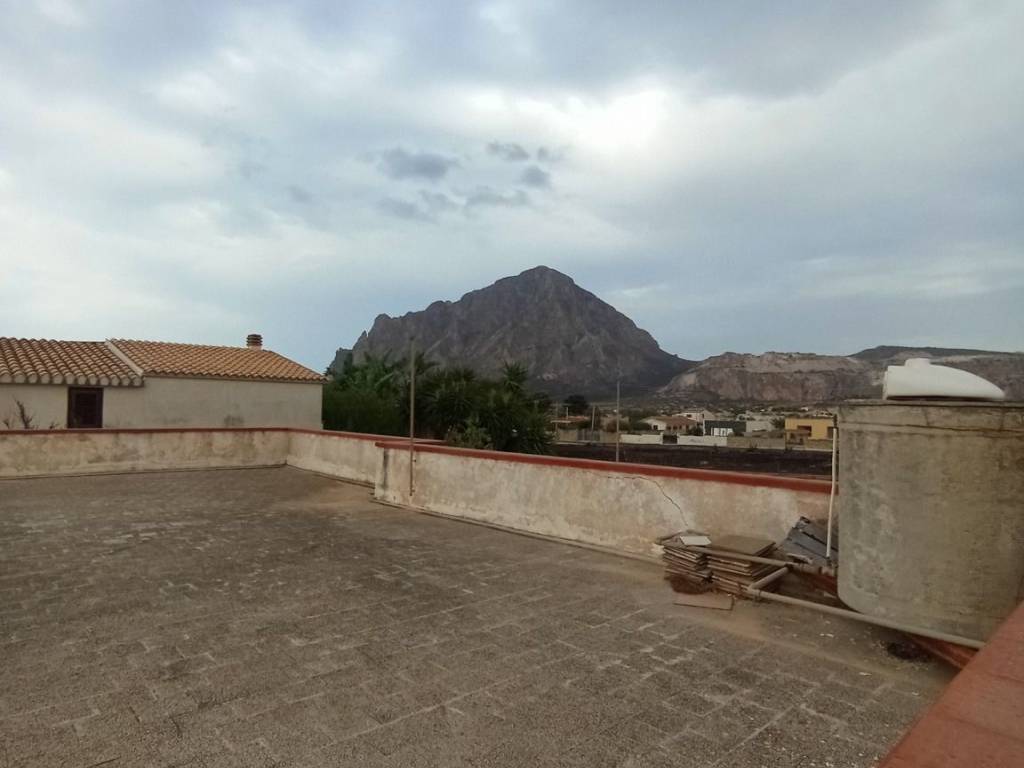 Casa indipendente a Custonaci in Via del Pacecoto - Foto 2