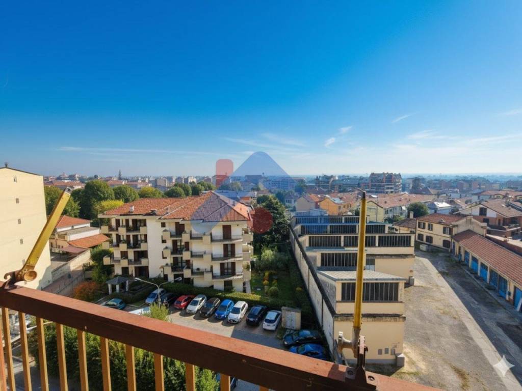 Appartamento a Chieri in Viale Cappuccini, 10 - Foto 2