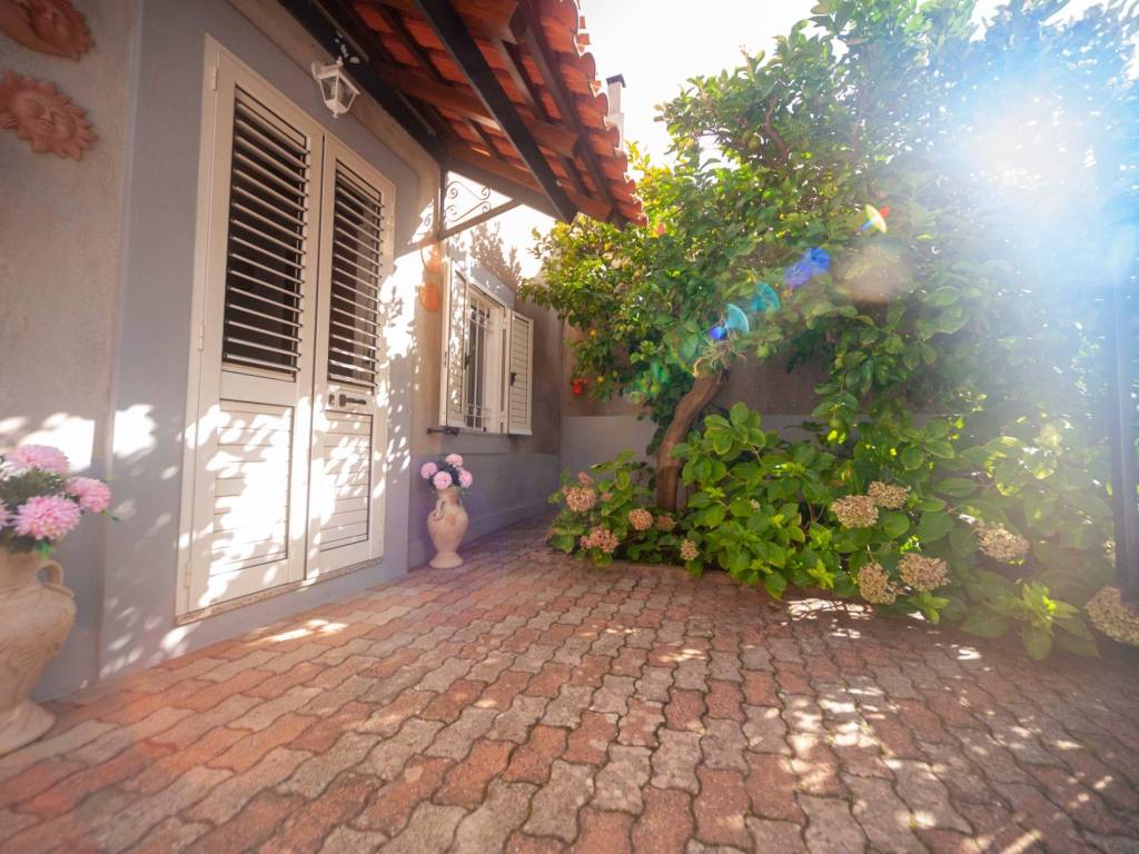 Villa a Seneghe in Corso Umberto, 224 - Foto 5