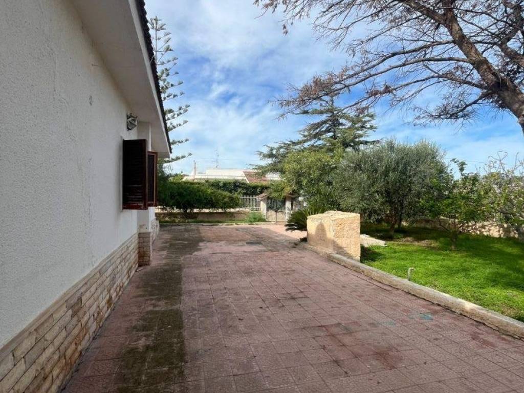 Villa a Bari in Traversa al 57 di Via Bari - Foto 5