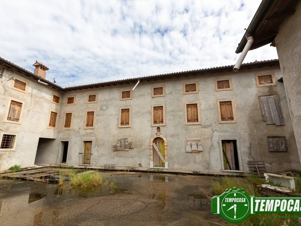 Palazzo / stabile a Bussolengo in Via Verona, 38 - Foto 2