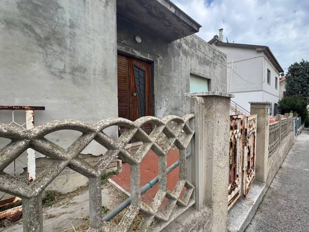 Rustico / casale a Castelfidardo in Via Alcide De Gasperi, 12 - Foto 5