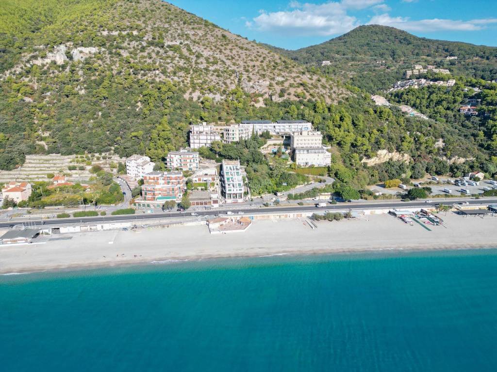 Appartamento a Spotorno in Via Maremma - Foto 2