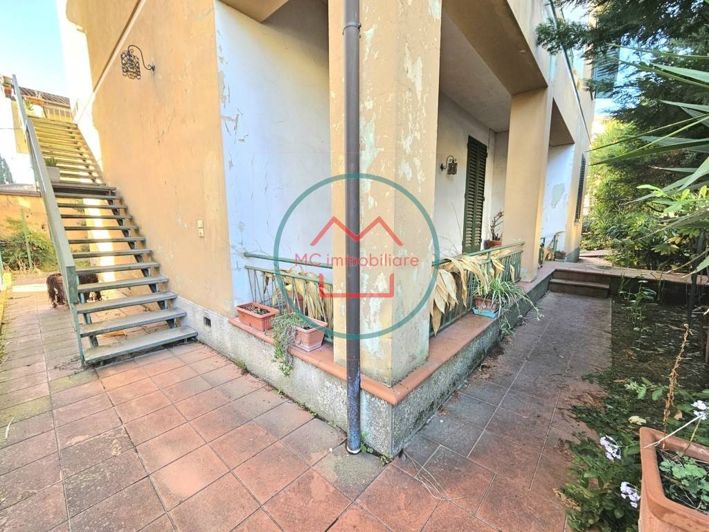 Villa a Massa e cozzile in Via Vincenzo Bellini - Foto 5