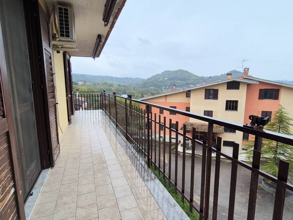 Appartamento a Atripalda in Via Circumvallazione - Foto 4