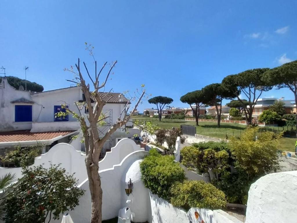 Villetta a schiera a Terracina in Strada Provinciale Badino Vecchia - Foto 2