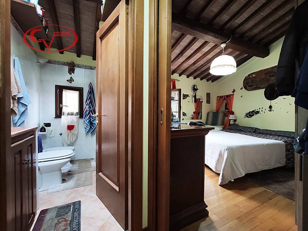 Appartamento a Cavriglia in Via Roma - Foto 4