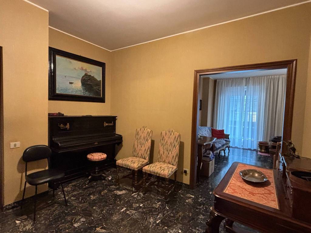 Appartamento a Chiavenna in Via Consoli Chiavennaschi, 1 - Foto 2