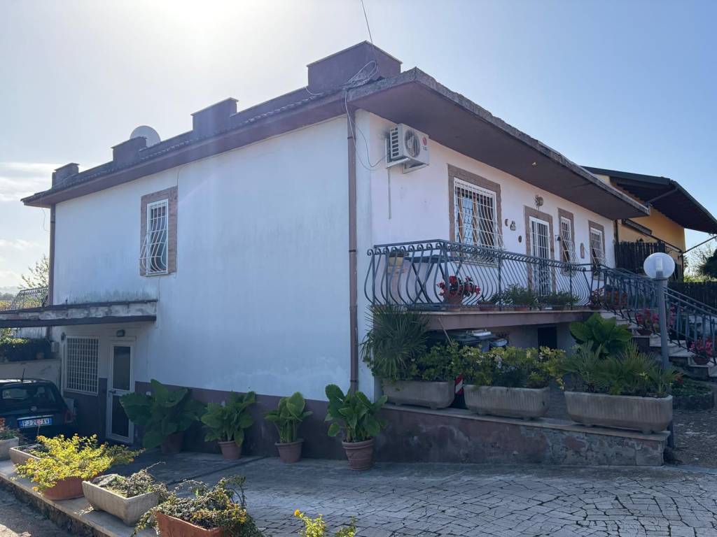 Villa a Ciampino in Via Sardegna - Foto 2