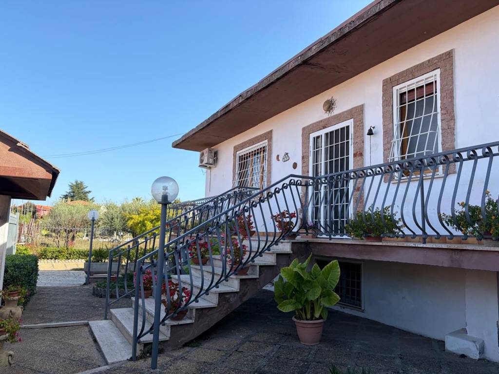 Villa a Ciampino in Via Sardegna - Foto 3