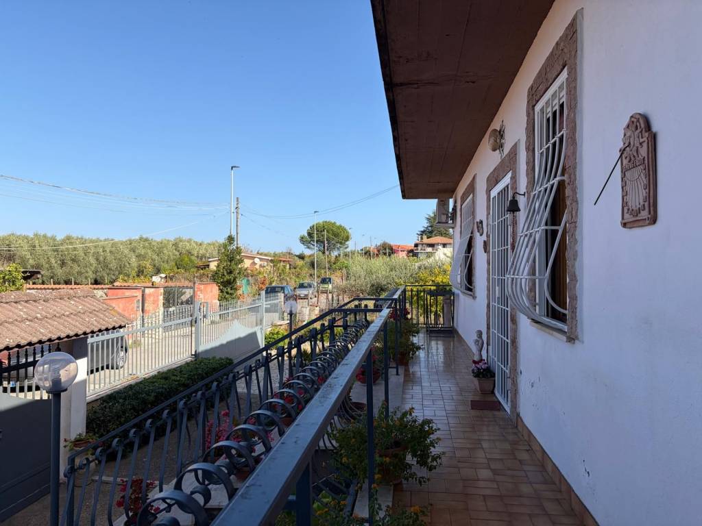 Villa a Ciampino in Via Sardegna - Foto 5