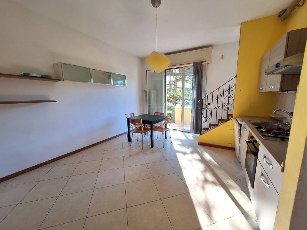 Appartamento a Rimini in Via Marecchiese, 383 - Foto 2