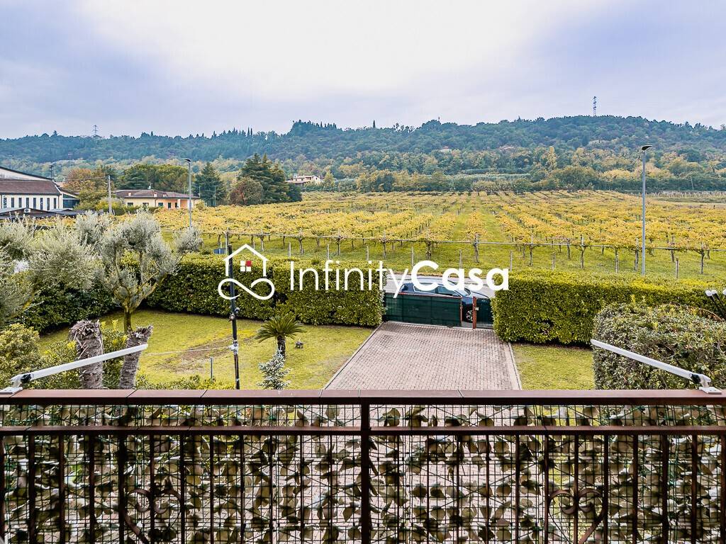 Villa a Cavaion veronese in Via Risorgimento - Foto 4